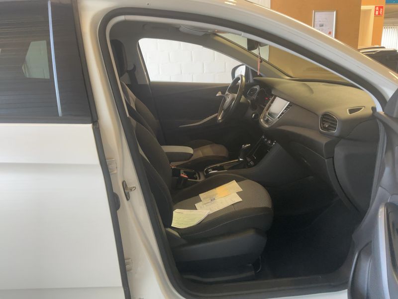 Opel Grandland X 1.2 Turbo Edition — zdjęcie 11