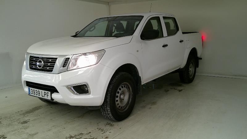 Nissan Navara Pick-up 2.3 dCi Trek Double Cab 4x4