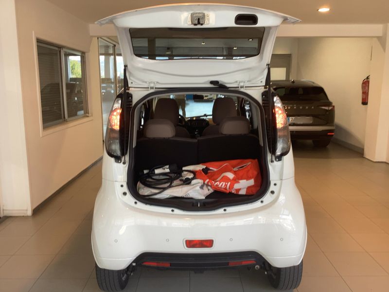 Citroen C-Zero electric drive 50 kW Seduction — zdjęcie 10