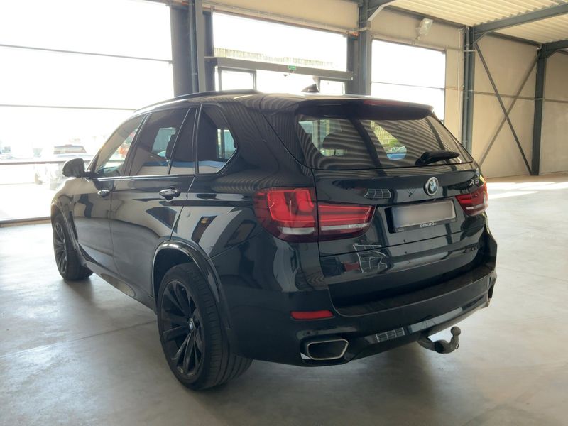 BMW X5 xDrive 30d — zdjęcie 3