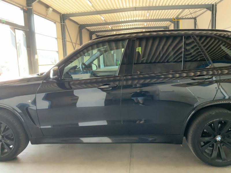 BMW X5 xDrive 30d — zdjęcie 4