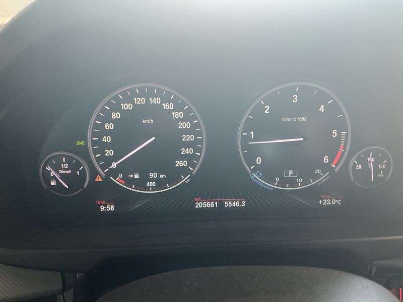 BMW X5 xDrive 30d — zdjęcie 13