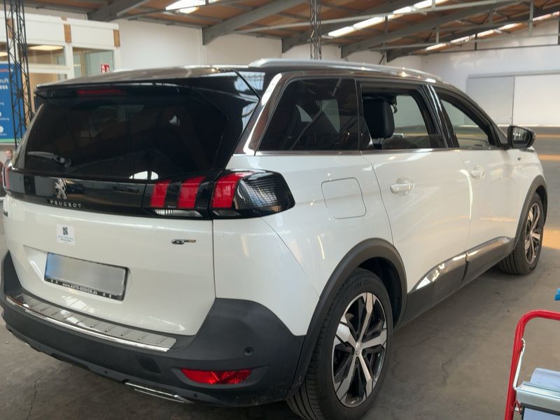 Peugeot 5008 2.0 Blue-HDi GT — zdjęcie 6