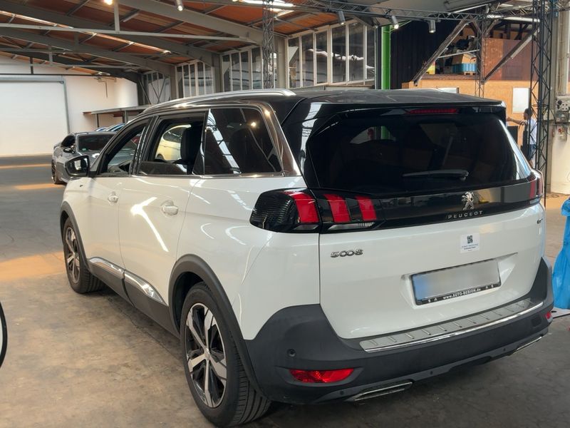 Peugeot 5008 2.0 Blue-HDi GT — zdjęcie 3