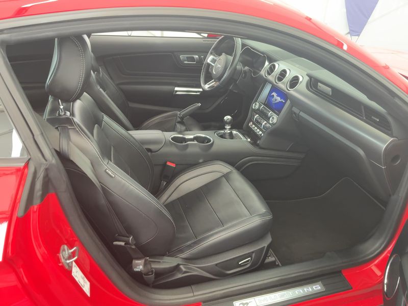 Ford Mustang 5.0 Ti-VCT V8 GT — zdjęcie 11