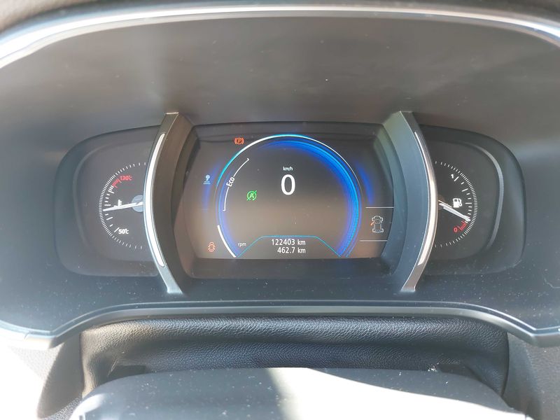 Renault Megane 1.2 TCe Limited — zdjęcie 12