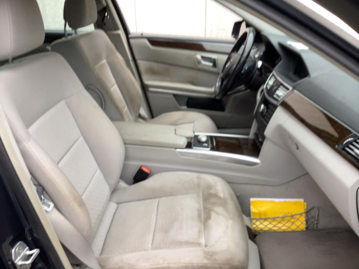 Mercedes-Benz E-Klasse 2012 — photo 17