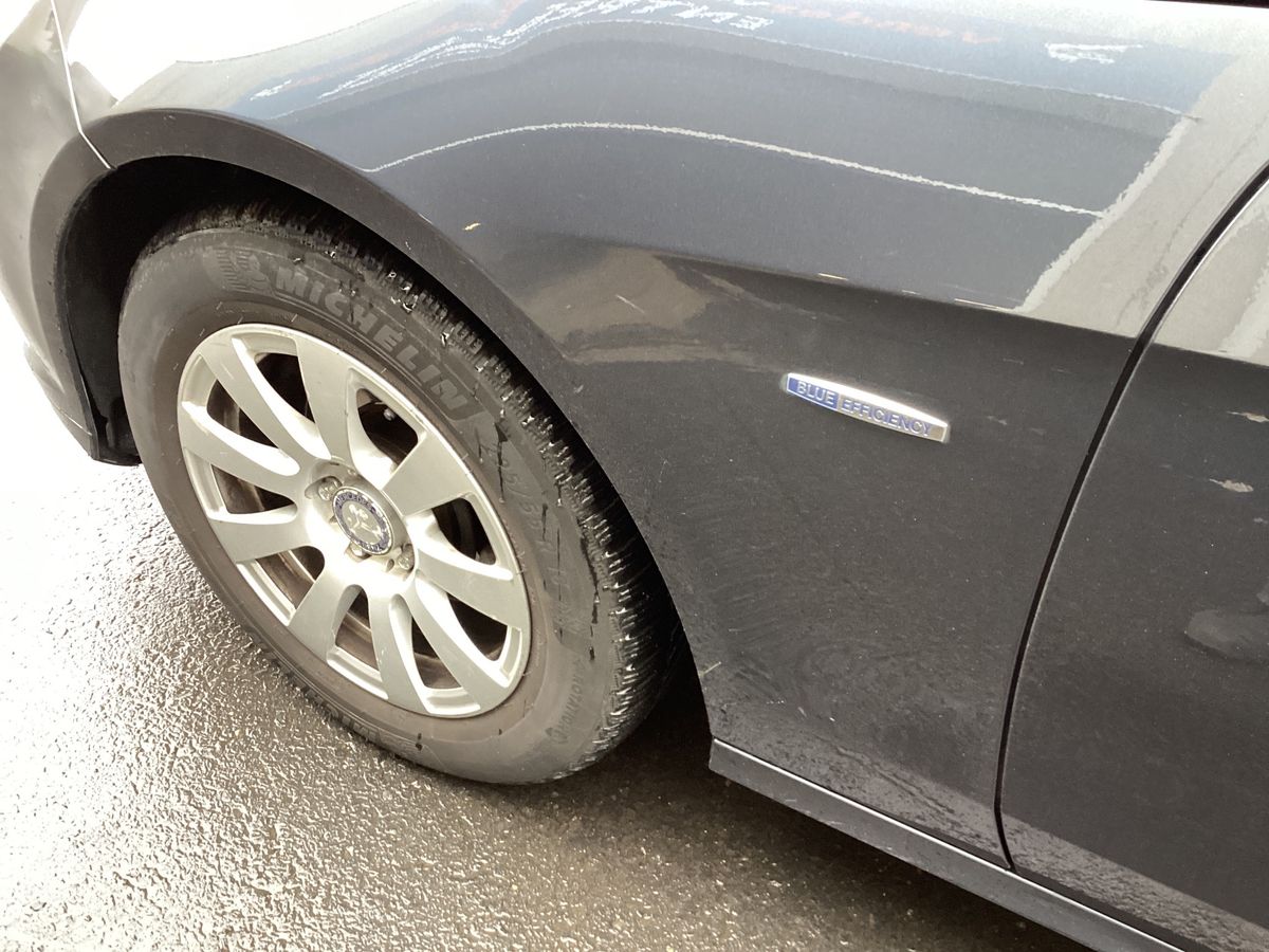 Mercedes-Benz E-Klasse 2012 — photo 49