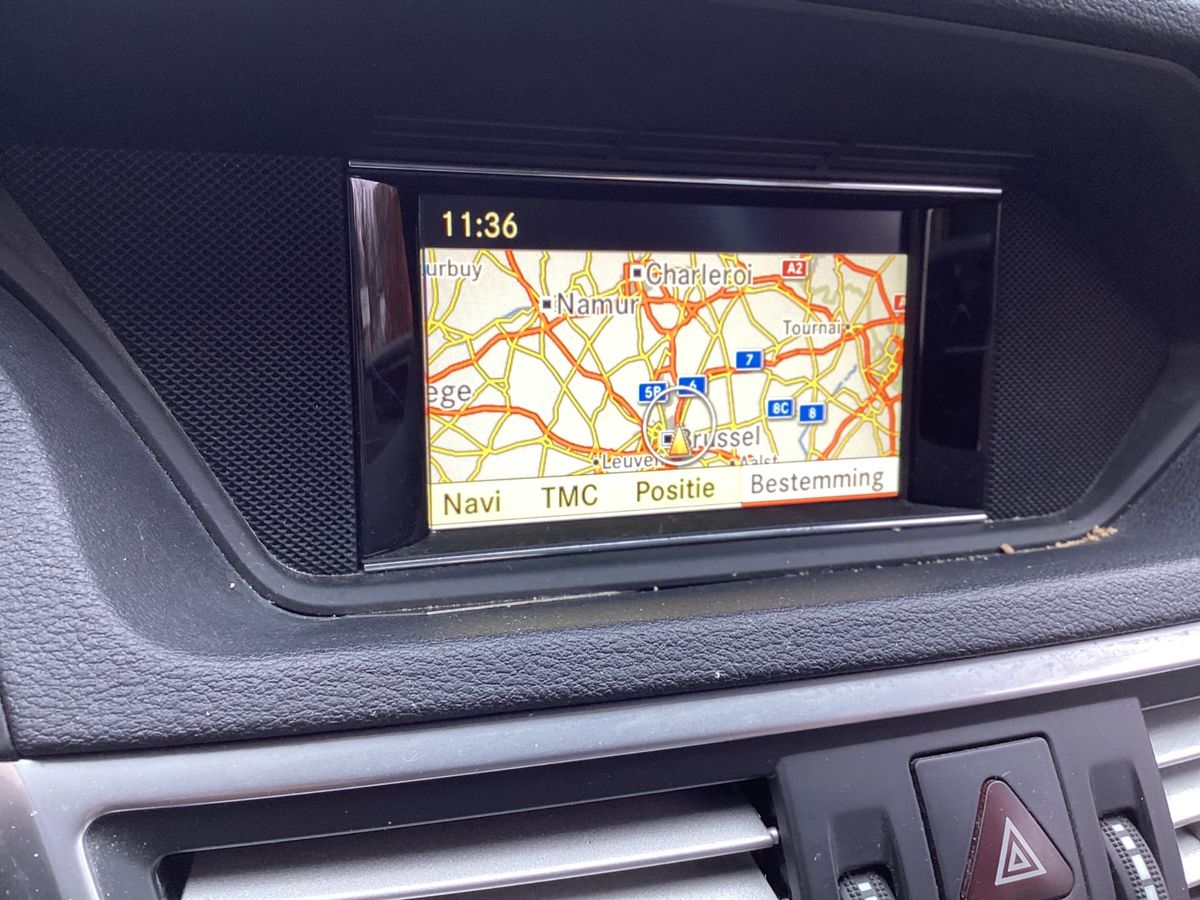 Mercedes-Benz E-Klasse 2012 — photo 62