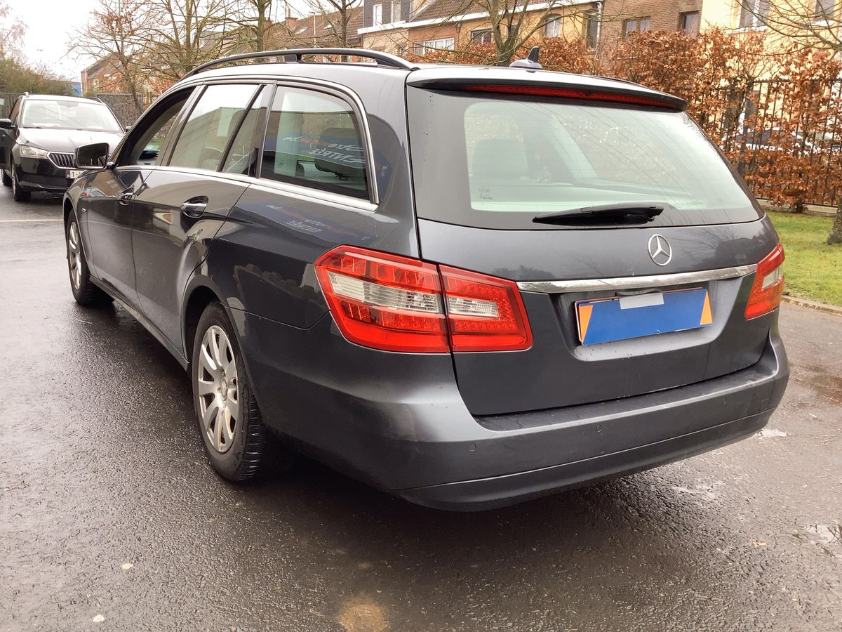 Mercedes-Benz E-Klasse 2012 — photo 7
