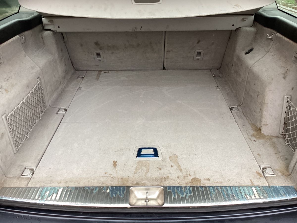 Mercedes-Benz E-Klasse 2012 — photo 38