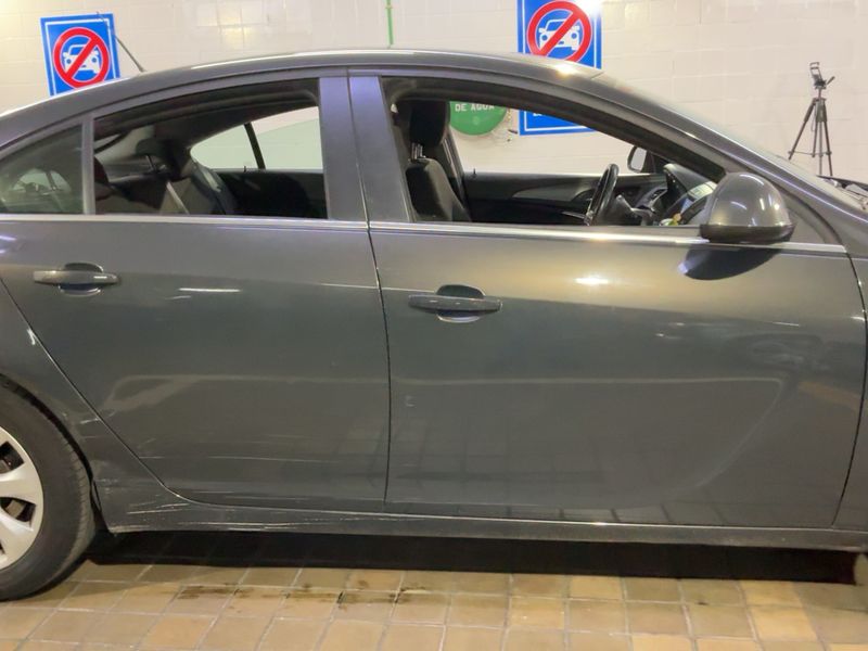 Opel Insignia 2.0 CDTI Selective — zdjęcie 7