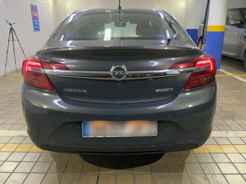 Opel Insignia 2.0 CDTI Selective — zdjęcie 5