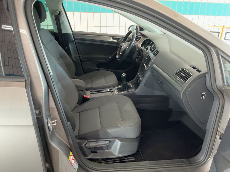 Volkswagen Golf VII 1.2 TSI Comfortline BlueMotion Tech 2013 – снимка 16