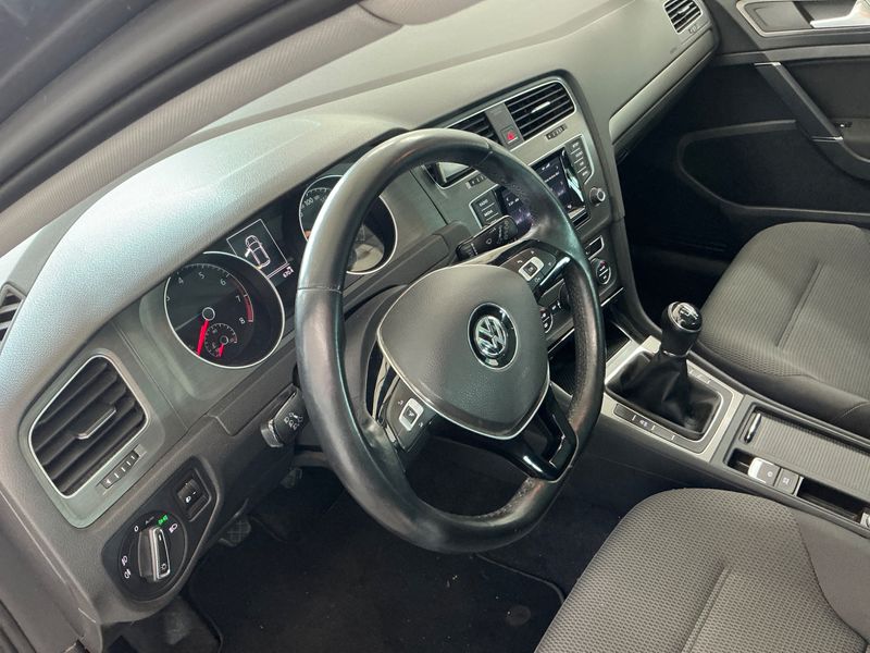 Volkswagen Golf VII 1.2 TSI Comfortline BlueMotion Tech 2013 – снимка 28
