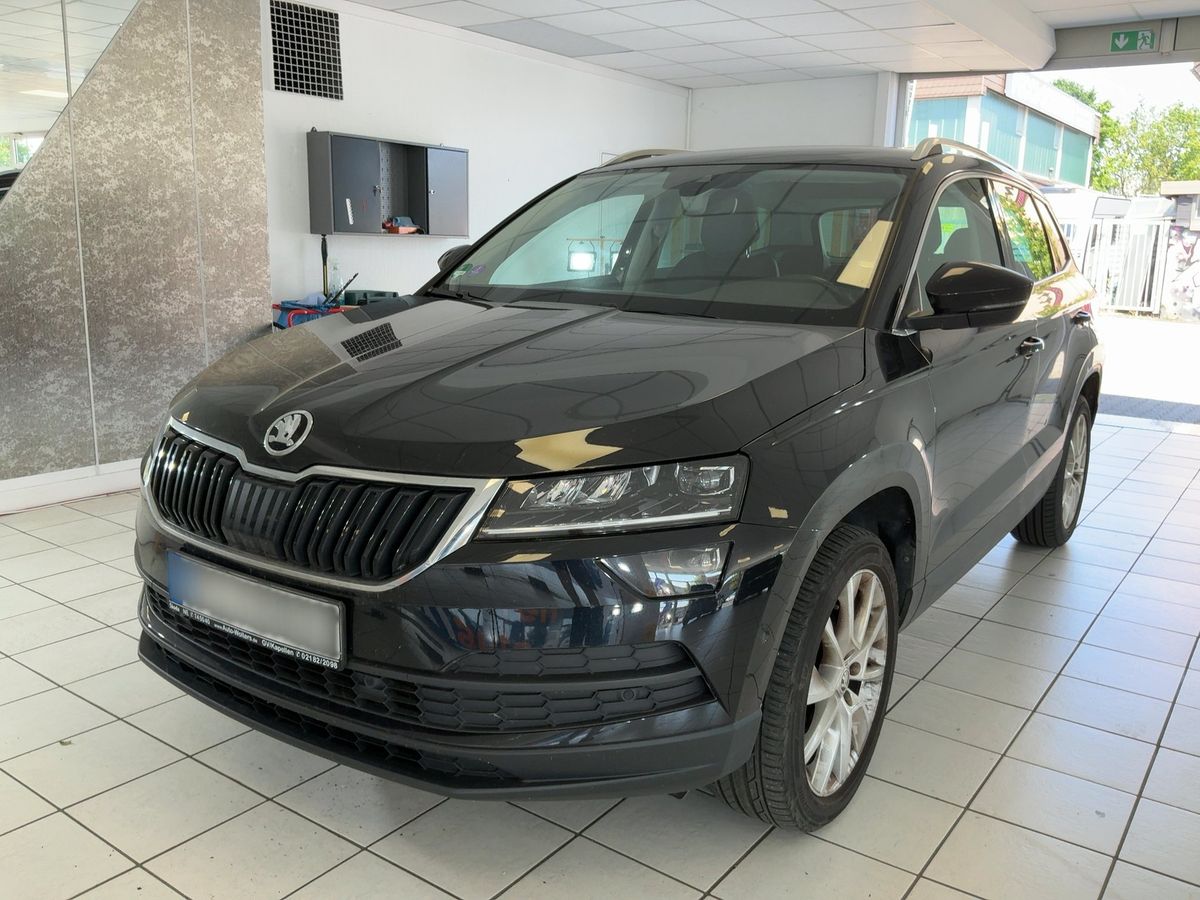 Skoda Karoq 2019 — photo 1