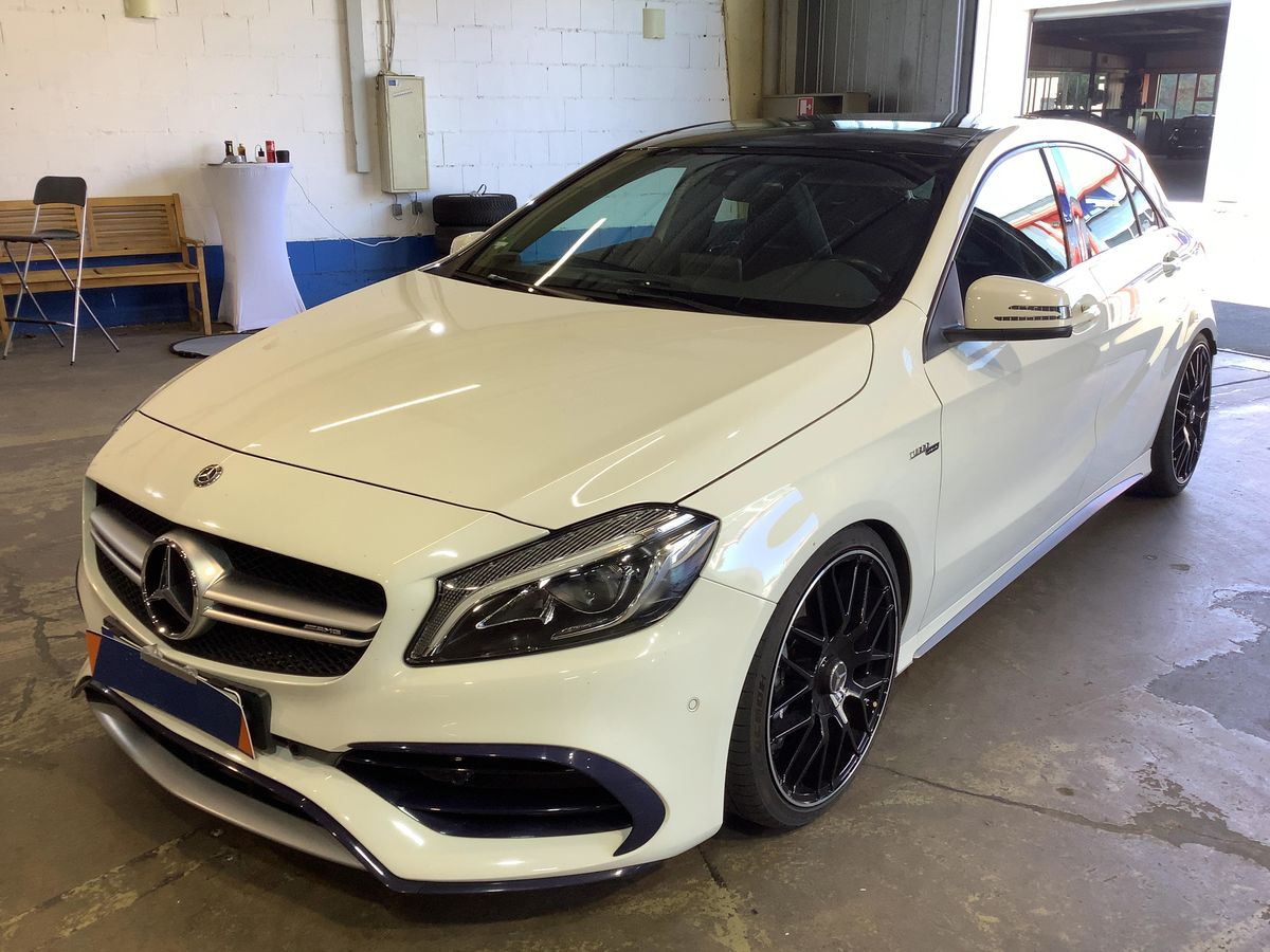 Mercedes-Benz A-Klasse A 45 AMG 4Matic Sport