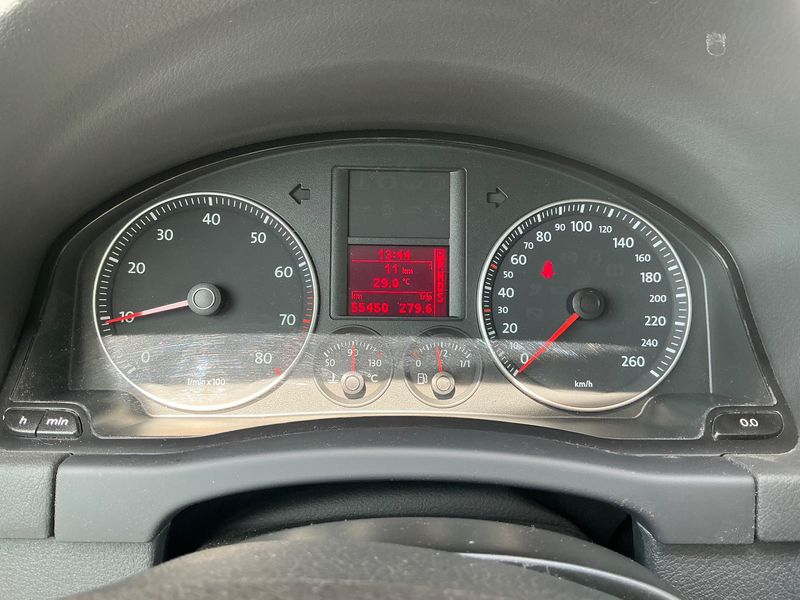 Volkswagen Golf V Plus 1.6 Tour — zdjęcie 13