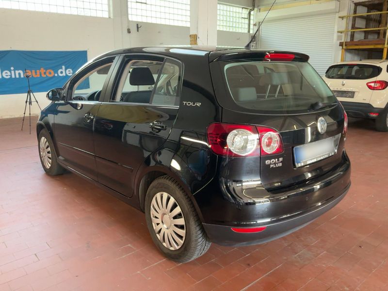 Volkswagen Golf V Plus 1.6 Tour — zdjęcie 3