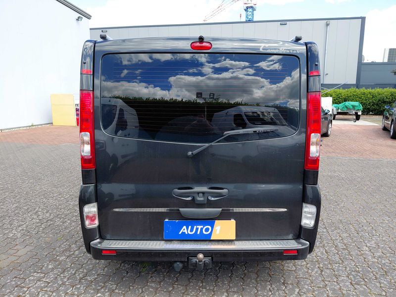 Opel Vivaro 2.5 CDTI Tour Cosmo — zdjęcie 4