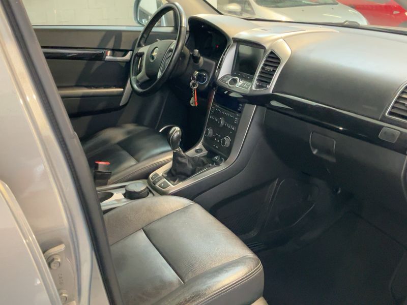 Chevrolet Captiva 2.2 Diesel D LTZ 4WD — zdjęcie 11