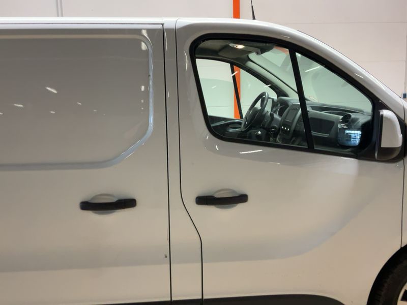 Renault Trafic 1.6 dCi Energy L1H2 2,9t Komfort — zdjęcie 7