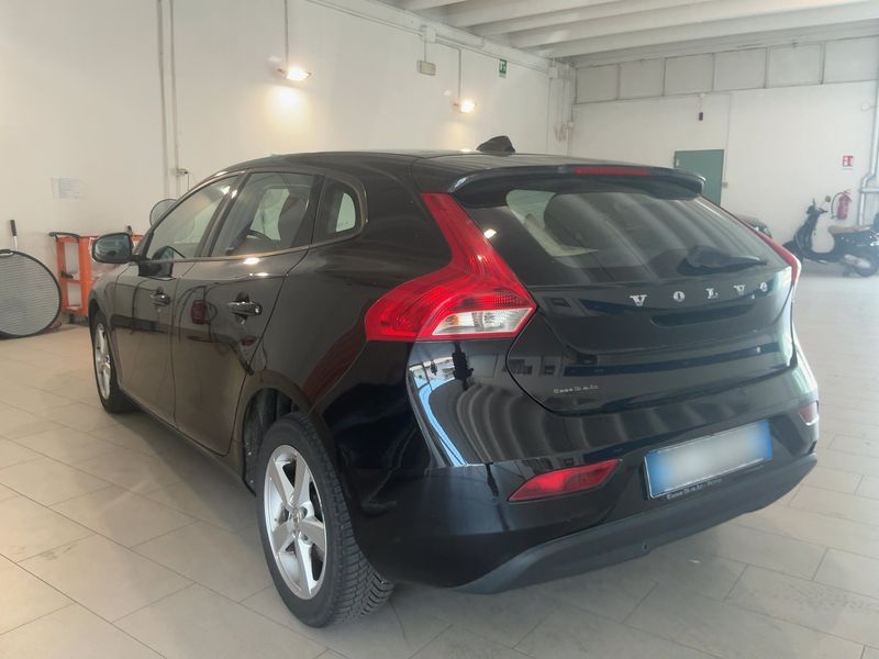 Volvo V40 2.0 D2 Kinetic 2016 – снимка 6