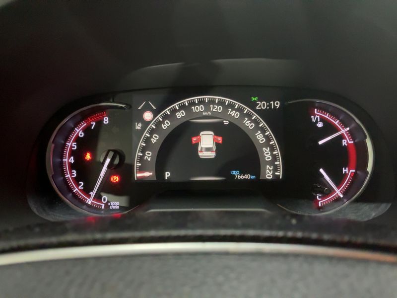 Toyota RAV 4 2.0 Executive — zdjęcie 13