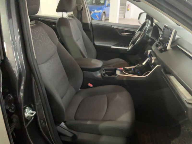 Toyota RAV 4 2.0 Executive — zdjęcie 11