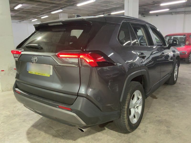Toyota RAV 4 2.0 Executive — zdjęcie 6