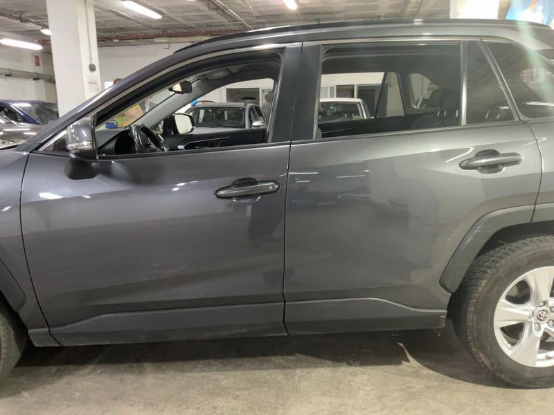 Toyota RAV 4 2.0 Executive — zdjęcie 4