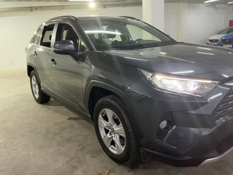 Toyota RAV 4 2.0 Executive — zdjęcie 8