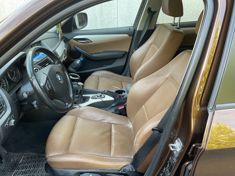 BMW X1 xDrive 18d — zdjęcie 3