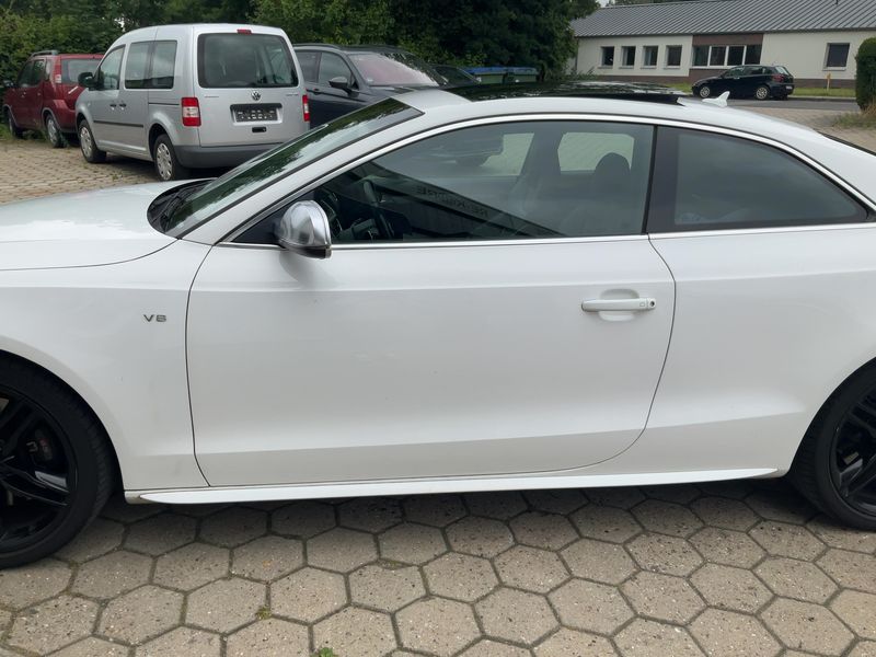 Audi S5 4.2 V8 FSI quattro — zdjęcie 4