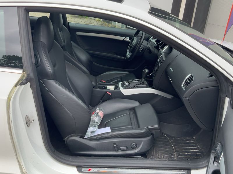 Audi S5 4.2 V8 FSI quattro — zdjęcie 11