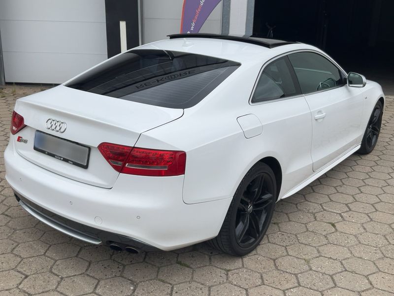 Audi S5 4.2 V8 FSI quattro — zdjęcie 6