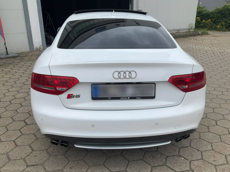 Audi S5 4.2 V8 FSI quattro — zdjęcie 5