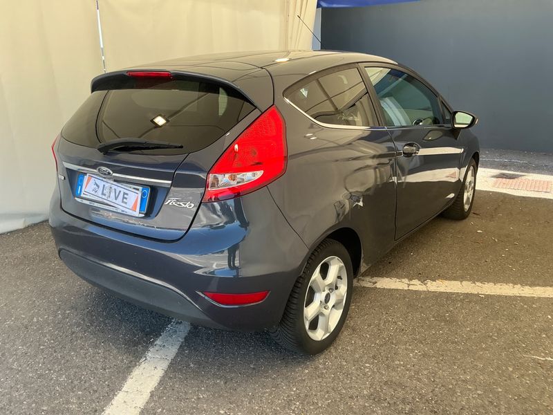 Ford Fiesta 1.4 TDCi Titanium — zdjęcie 2