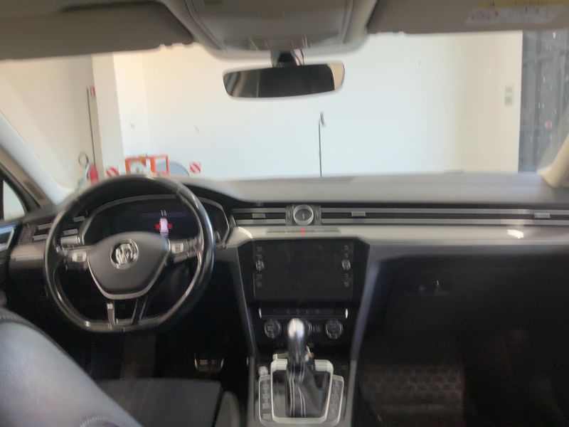 Volkswagen Passat Alltrack 2.0 TDI 4Motion BlueMotion Tech — zdjęcie 12