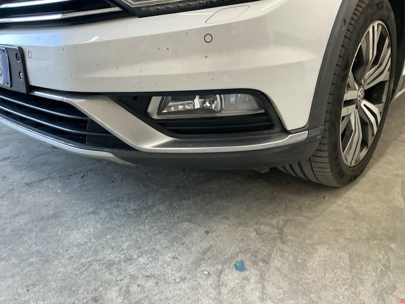Volkswagen Passat Alltrack 2.0 TDI 4Motion BlueMotion Tech 2016 – снимка 31