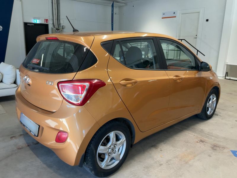 Hyundai i10 1.0 Classic — zdjęcie 6