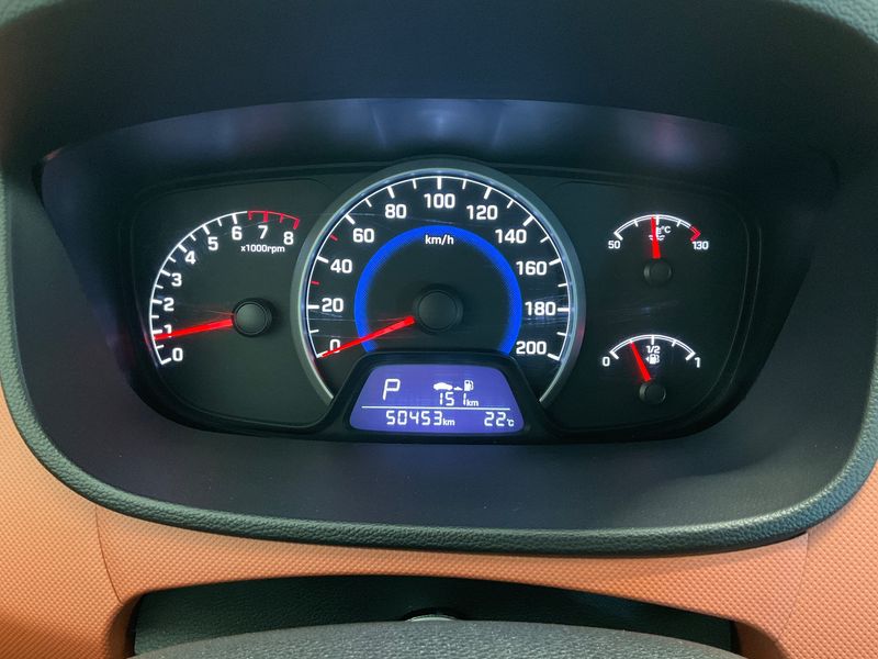 Hyundai i10 1.0 Classic — zdjęcie 13