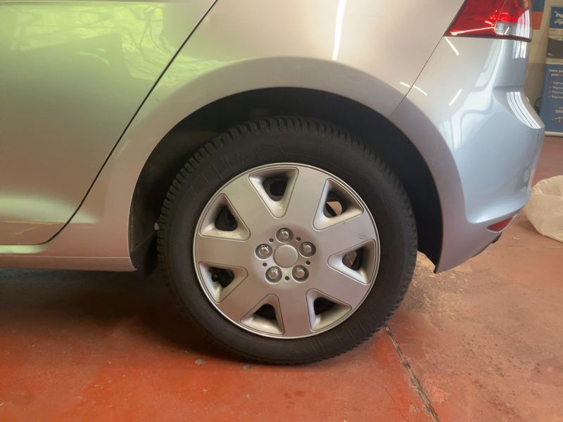 Volkswagen Golf VII 1.6 TDI Comfortline BlueMotion Tech 2013 – снимка 5