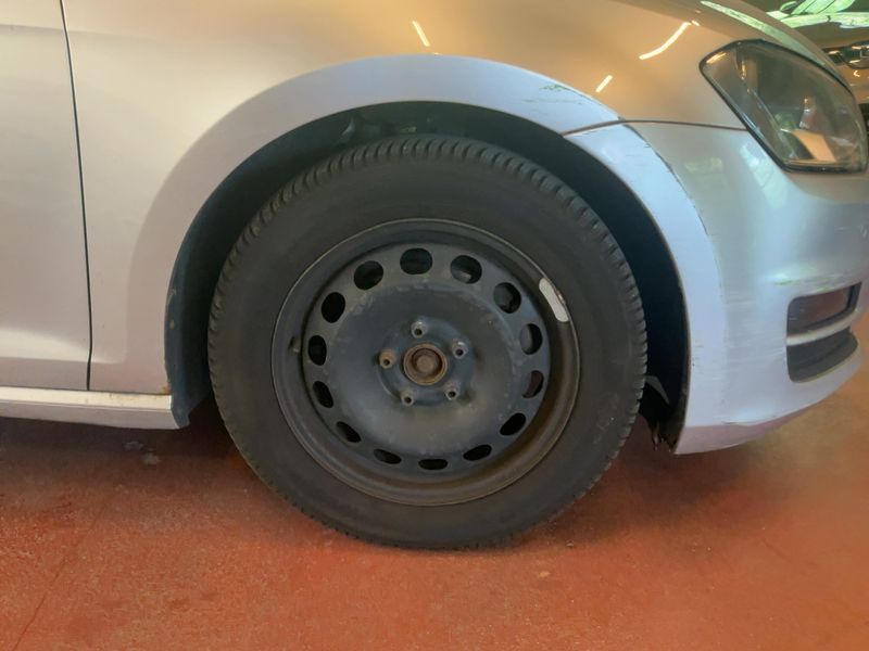 Volkswagen Golf VII 1.6 TDI Comfortline BlueMotion Tech 2013 – снимка 11