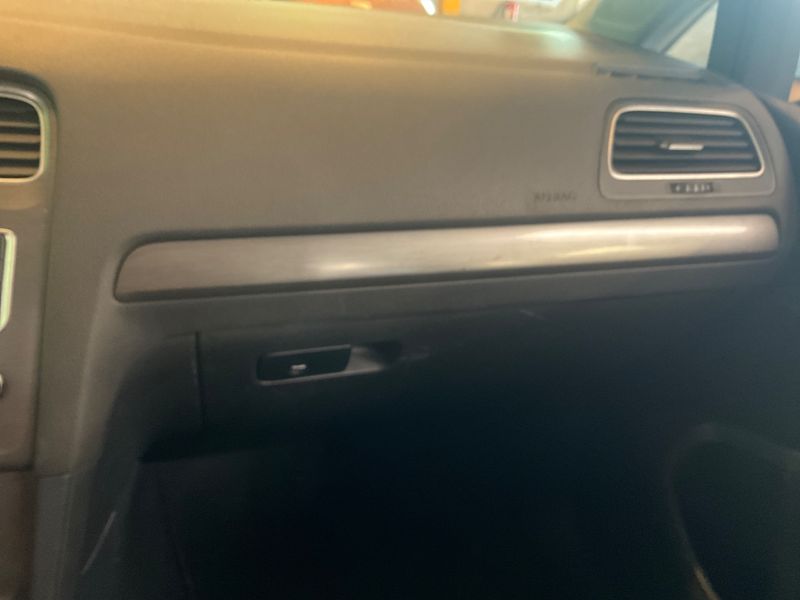 Volkswagen Golf VII 1.6 TDI Comfortline BlueMotion Tech 2013 – снимка 32