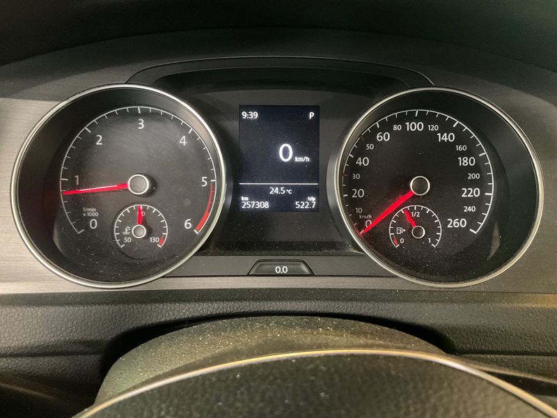 Volkswagen Golf VII 1.6 TDI Comfortline BlueMotion Tech 2013 – снимка 19
