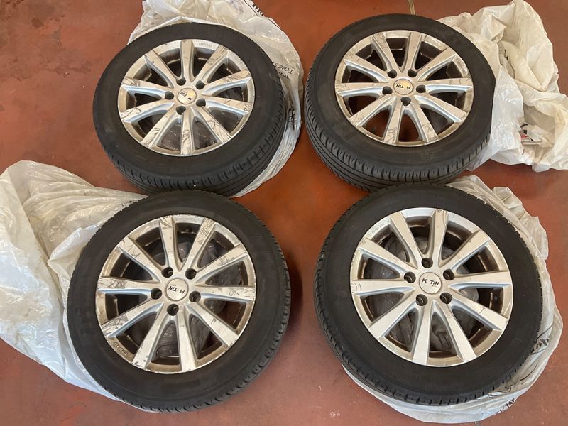 Volkswagen Golf VII 1.6 TDI Comfortline BlueMotion Tech 2013 – снимка 15