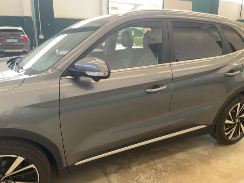 MG ZS 1.5 T-GDI Plug-in Hybrid Luxury — zdjęcie 4