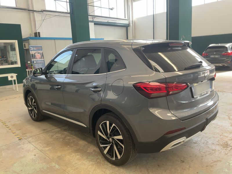 MG ZS 1.5 T-GDI Plug-in Hybrid Luxury — zdjęcie 3