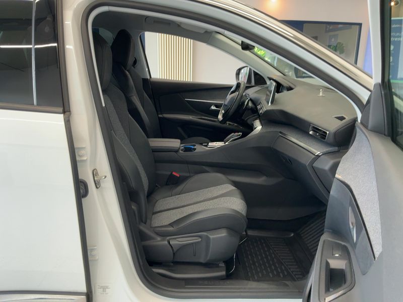Peugeot 3008 1.5 Blue-HDi Allure — zdjęcie 11